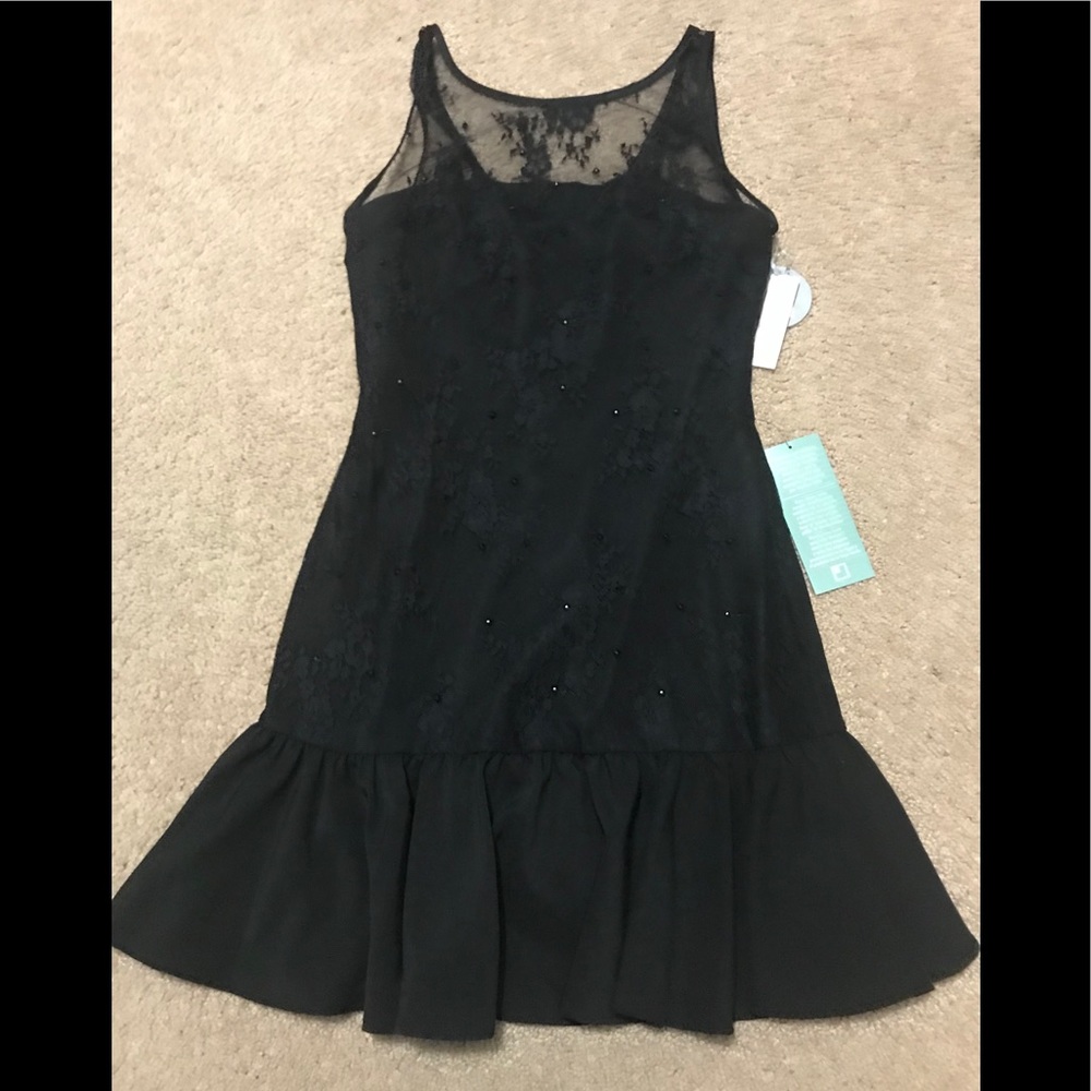 Beautiful dress size 10 new with tags